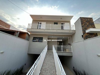 Sobrado, 3 quartos, 267 m² - Foto 1