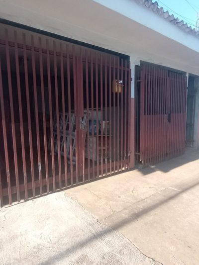 Casa, 4 quartos, 280 m² - Foto 1