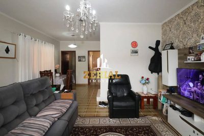Sobrado, 3 quartos, 241 m² - Foto 1