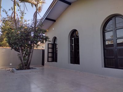Casa, 3 quartos, 180 m² - Foto 1