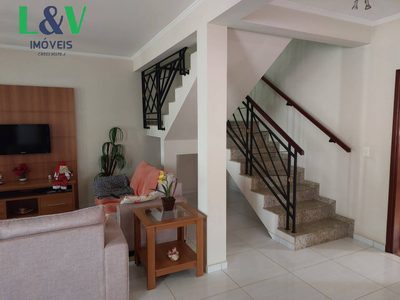 Casa, 3 quartos, 232 m² - Foto 3
