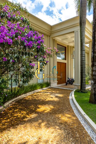 Casa, 5 quartos, 1587 m² - Foto 4