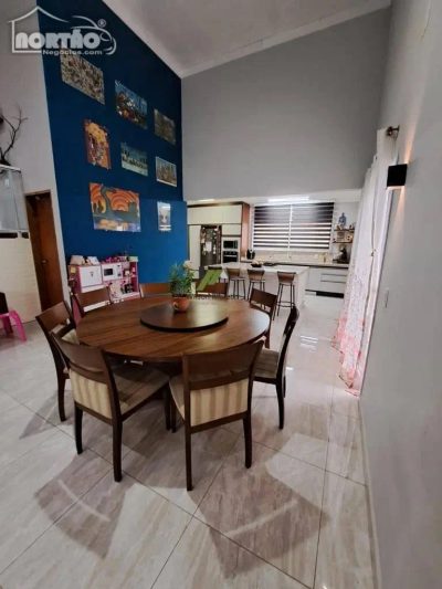 Casa, 5 quartos, 260 m² - Foto 4