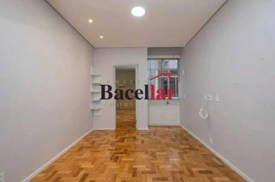 Apartamento, 1 quarto, 43 m² - Foto 2