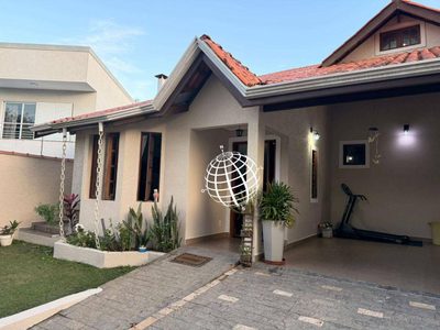 Casa, 5 quartos, 249 m² - Foto 4