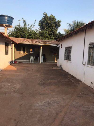 Casa, 4 quartos, 180 m² - Foto 1