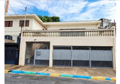 Casa, 4 quartos, 230 m² - Foto 1