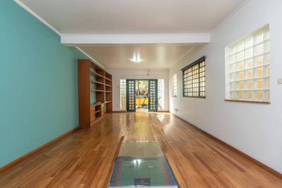 Casa, 4 quartos, 236 m² - Foto 1