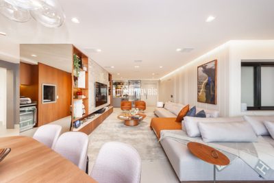 Apartamento, 4 quartos, 240 m² - Foto 1