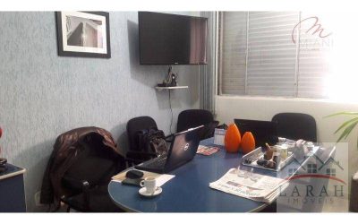 Casa, 6 quartos, 250 m² - Foto 1