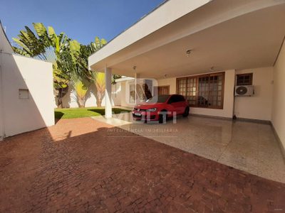 Casa, 3 quartos, 207 m² - Foto 2