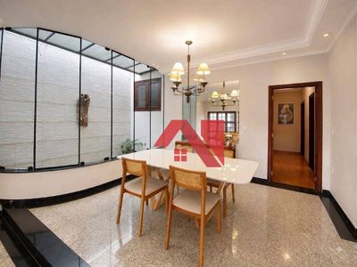 Casa, 3 quartos, 245 m² - Foto 3