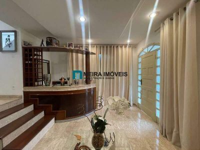 Casa, 5 quartos, 325 m² - Foto 4