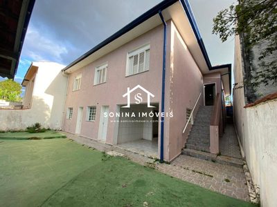 Casa, 4 quartos, 270 m² - Foto 1