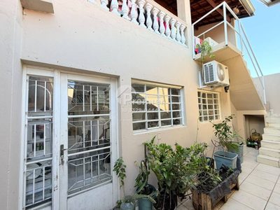 Casa, 3 quartos, 135 m² - Foto 1