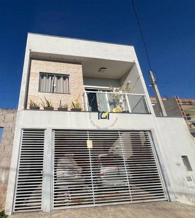 Casa, 4 quartos, 190 m² - Foto 1