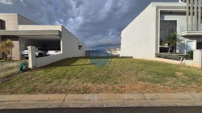 Terreno, 300 m² - Foto 1
