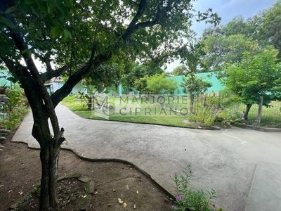 Casa, 4 quartos, 200 m² - Foto 1