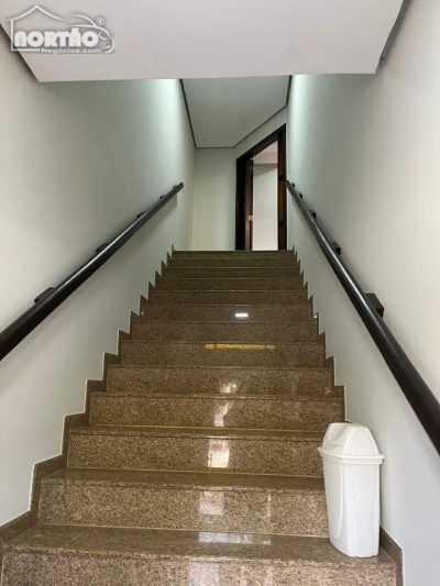 Casa, 13 quartos, 200 m² - Foto 2