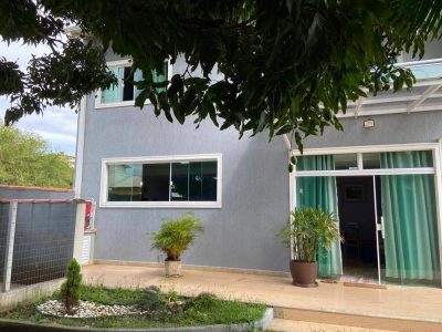 Casa, 2 quartos, 140 m² - Foto 1