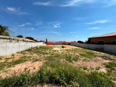 Loteamento e Condomínio, 1000 m² - Foto 2