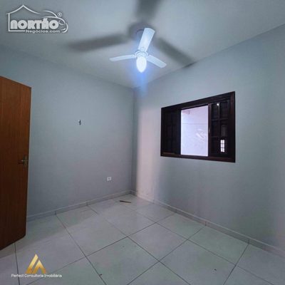 Casa, 4 quartos, 250 m² - Foto 4