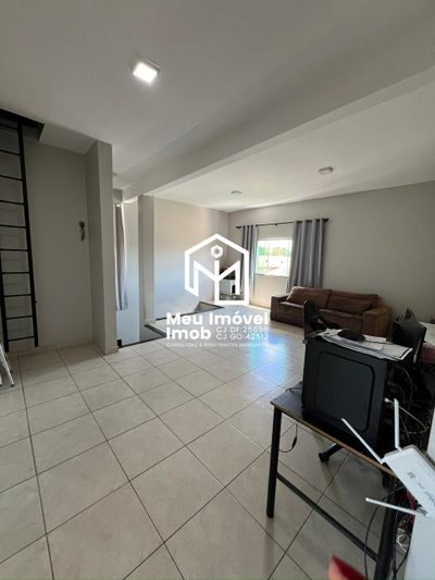 Casa, 4 quartos, 316 m² - Foto 2