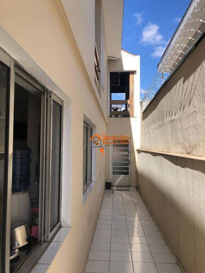 Casa, 3 quartos, 203 m² - Foto 1