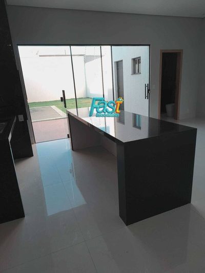 Casa, 3 quartos, 188 m² - Foto 2