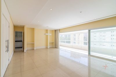 Apartamento, 4 quartos, 211 m² - Foto 4
