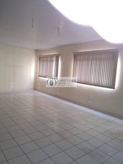 Prédio Inteiro, 560 m² - Foto 1