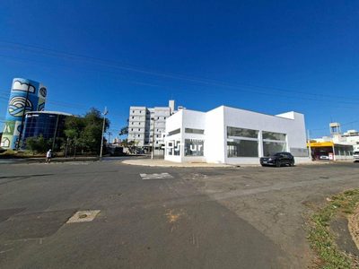 Loja-Salão, 300 m² - Foto 1
