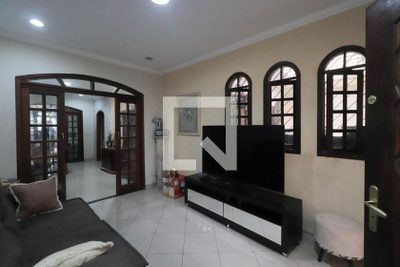 Casa, 2 quartos, 269 m² - Foto 1