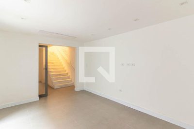 Casa, 3 quartos, 241 m² - Foto 3