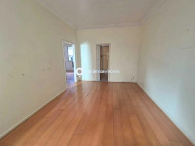 Apartamento, 2 quartos, 76 m² - Foto 1