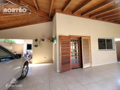 Casa, 4 quartos, 240 m² - Foto 2
