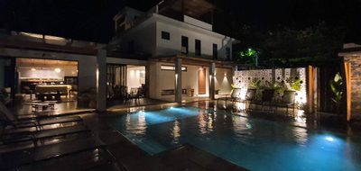Casa, 5 quartos, 200 m² - Foto 1