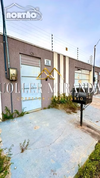 Casa, 3 quartos, 74 m² - Foto 1