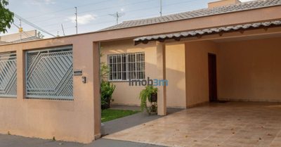 Casa, 3 quartos, 250 m² - Foto 1