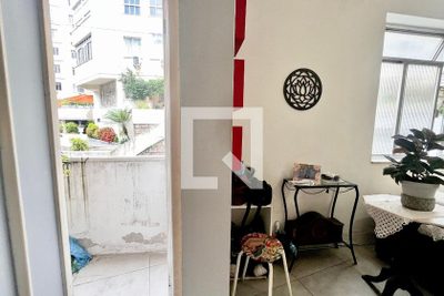 Apartamento, 2 quartos, 66 m² - Foto 2