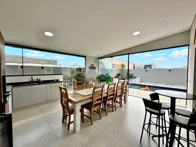 Casa, 3 quartos, 225 m² - Foto 4