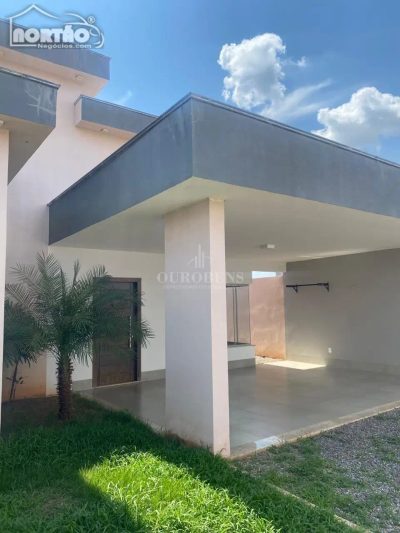 Casa, 3 quartos, 107 m² - Foto 2