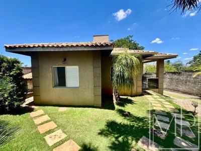 Casa, 4 quartos, 220 m² - Foto 2