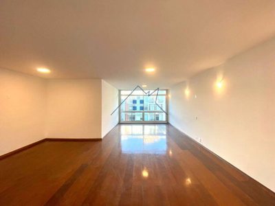 Apartamento, 3 quartos, 200 m² - Foto 2
