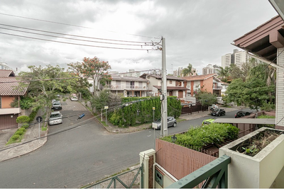 Casa, 4 quartos, 239 m² - Foto 2