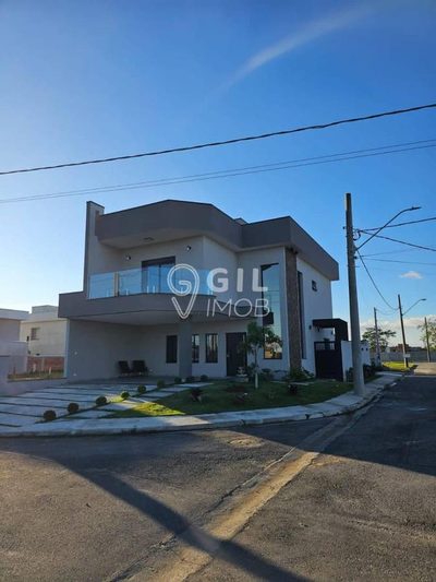 Sobrado, 3 quartos, 220 m² - Foto 1