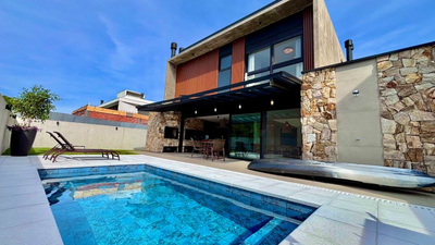 Casa, 4 quartos, 284 m² - Foto 1