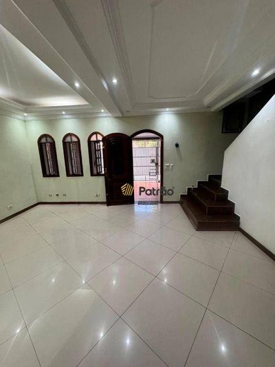 Sobrado, 3 quartos, 178 m² - Foto 2