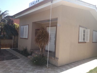 Casa, 3 quartos, 199 m² - Foto 1