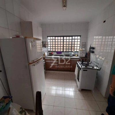 Casa, 3 quartos, 198 m² - Foto 1